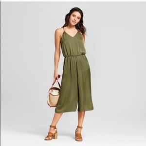 XHILARATION silky green jumper